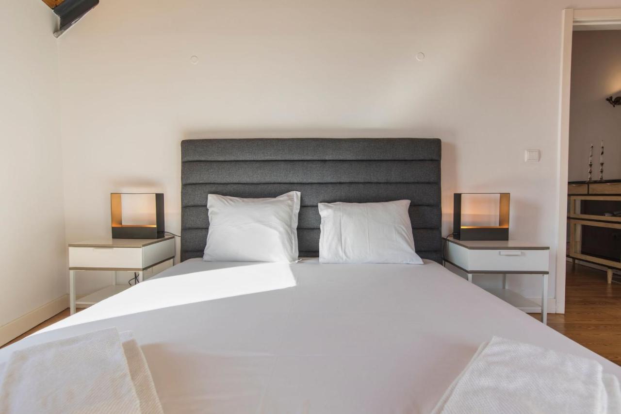 Bairro Alto Stunning Flat With Balcony By Lovelystay Lisboa Extérieur photo