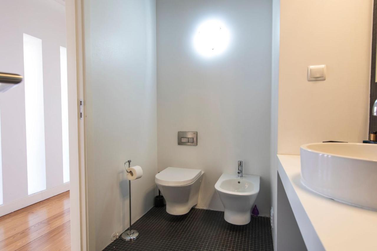 Bairro Alto Stunning Flat With Balcony By Lovelystay Lisboa Extérieur photo