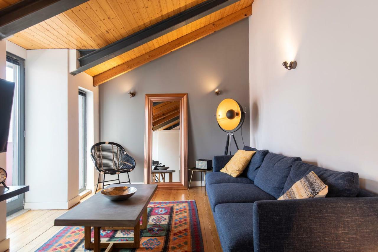 Bairro Alto Stunning Flat With Balcony By Lovelystay Lisboa Extérieur photo