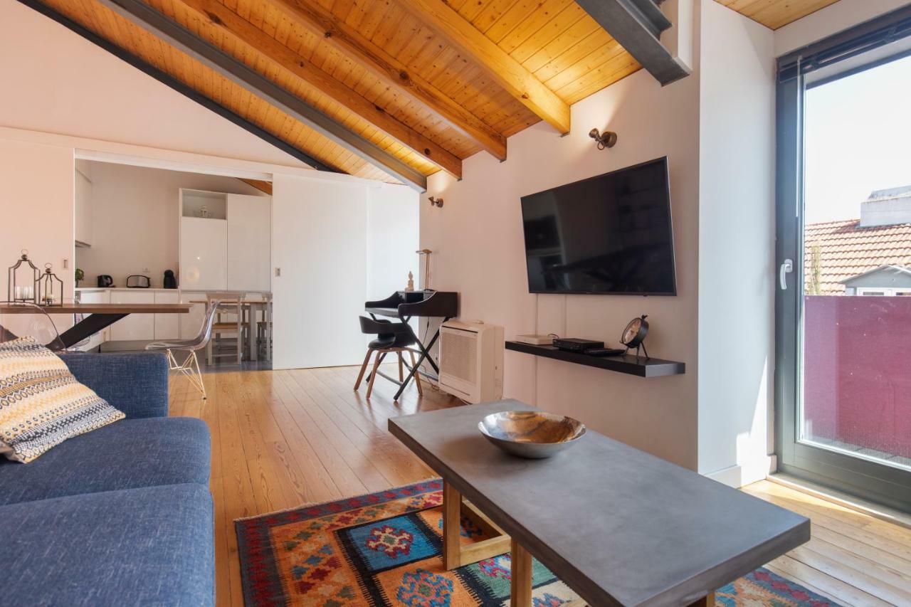 Bairro Alto Stunning Flat With Balcony By Lovelystay Lisboa Extérieur photo