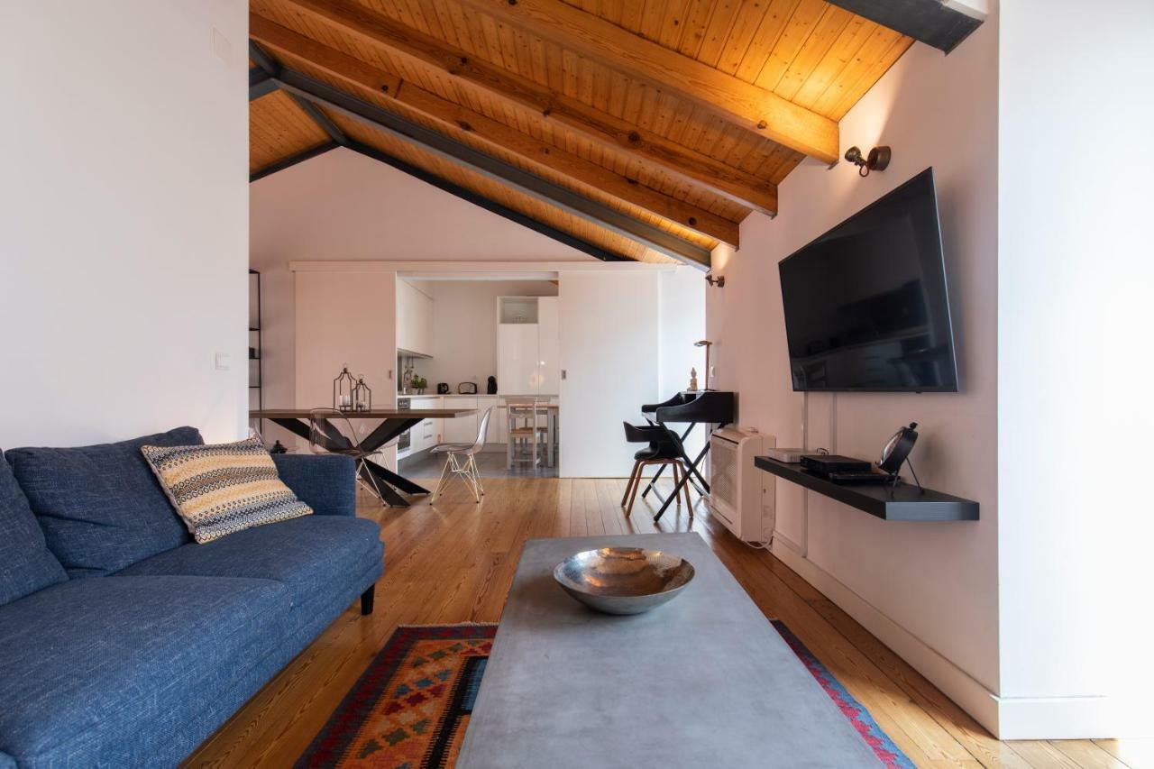 Bairro Alto Stunning Flat With Balcony By Lovelystay Lisboa Extérieur photo